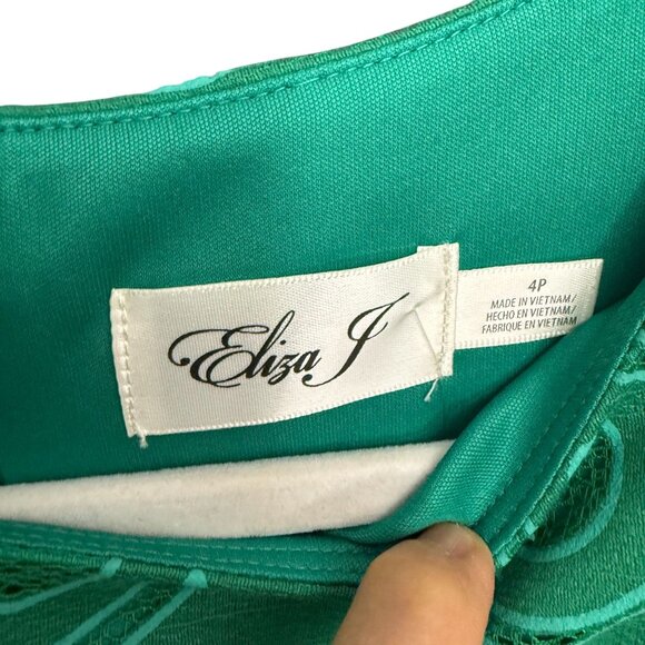 NWT Eliza J Malta Textured Floral Lined Shift Mini Dress 4P Green Cocktail - Picture 2 of 8